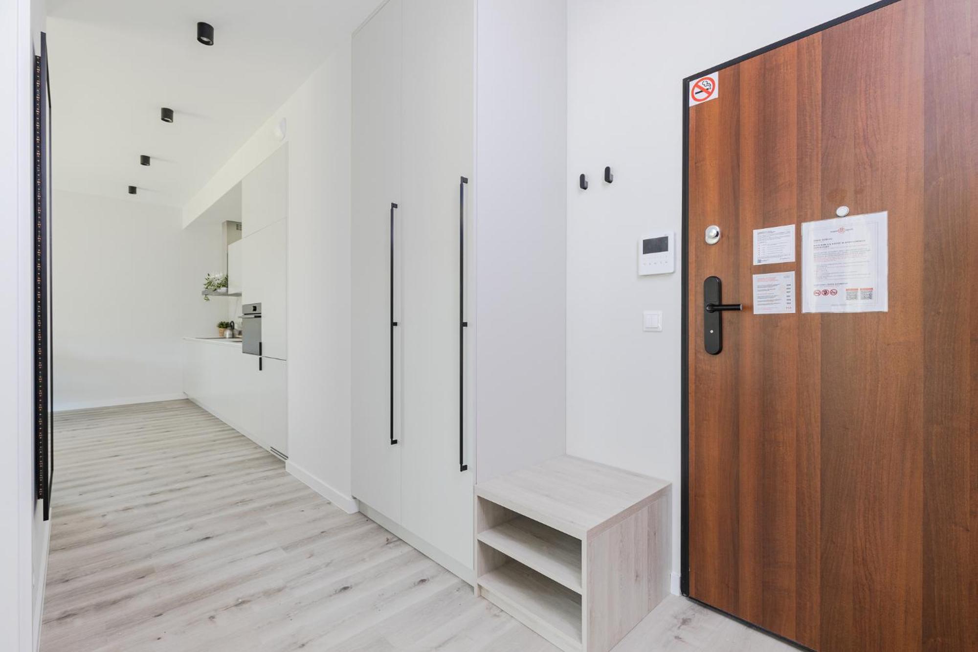 Superapart Herbu Janina 4, Wilanow, Szpital Medicover, Paley, Parking Варшава Екстер'єр фото